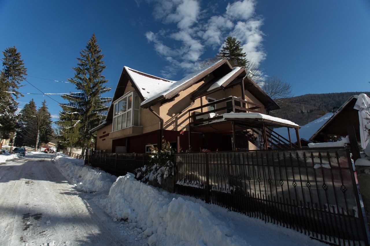 Hôtel Vila Anne Marie à Sinaia Extérieur photo